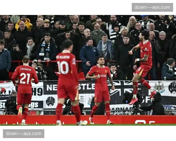 英超争冠分析：阿森纳领跑曼城紧追，内维尔预言枪手夺冠