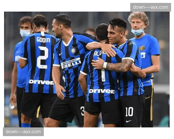 随着那不勒斯7-8科莫，意大利杯四强诞生3席