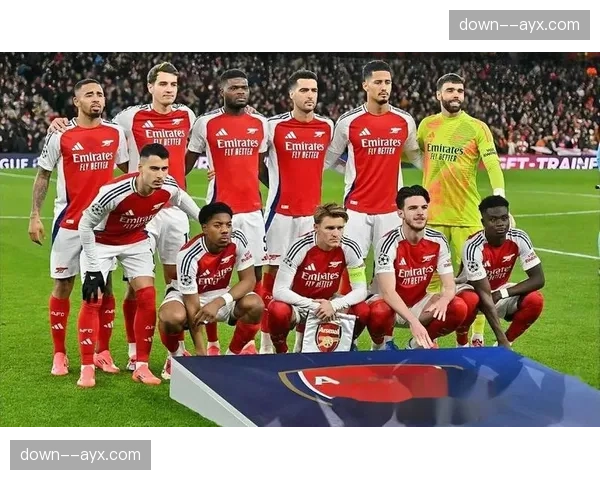 酋长球场的狂欢：阿森纳球迷庆祝球队时隔多年重返四强